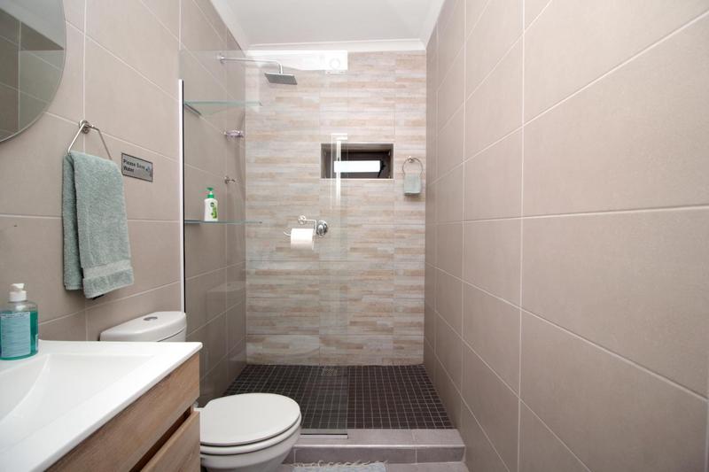3 Bedroom Property for Sale in Fraaiuitsig Western Cape